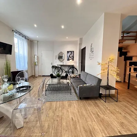 Carreret Chic Et Cocon Proche Centre Reims